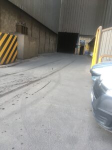 Monte charge 2 tonnes aciérie : manœuvre de liftier le 21/09 à 10 h30